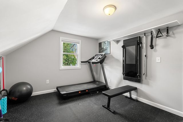 7 Platts Street, Holbrook, MA 02343