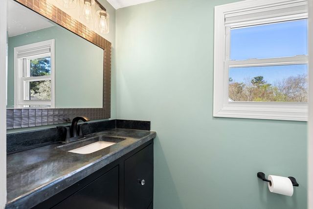 7 Platts Street, Holbrook, MA 02343