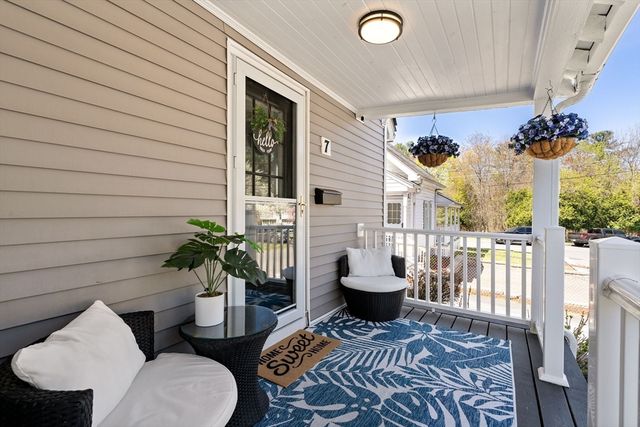 7 Platts Street, Holbrook, MA 02343