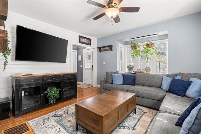 7 Platts Street, Holbrook, MA 02343