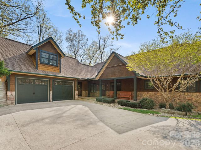 5 Stegall Lane, Asheville, NC 28805