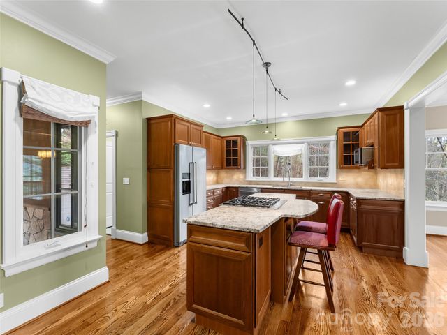 5 Stegall Lane, Asheville, NC 28805