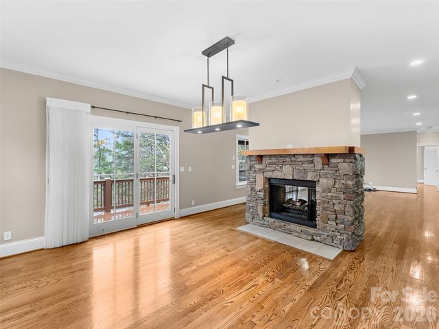 5 Stegall Lane, Asheville, NC 28805