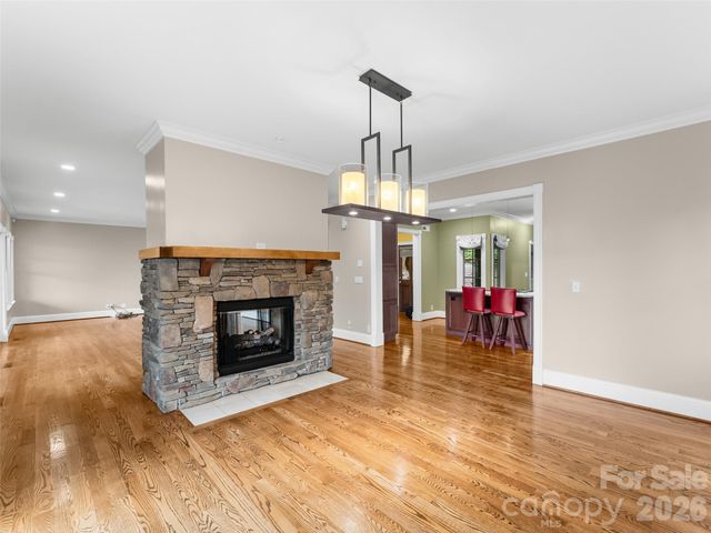 5 Stegall Lane, Asheville, NC 28805