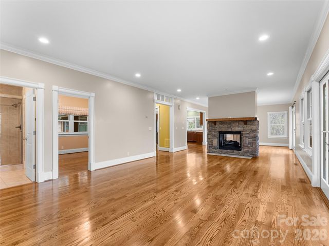5 Stegall Lane, Asheville, NC 28805
