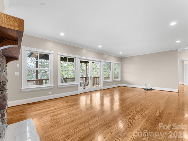 5 Stegall Lane, Asheville, NC 28805