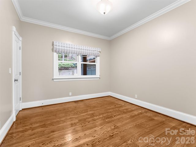 5 Stegall Lane, Asheville, NC 28805