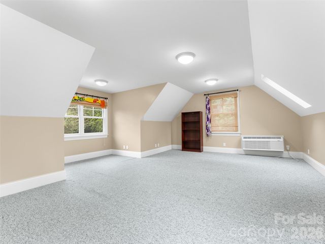 5 Stegall Lane, Asheville, NC 28805