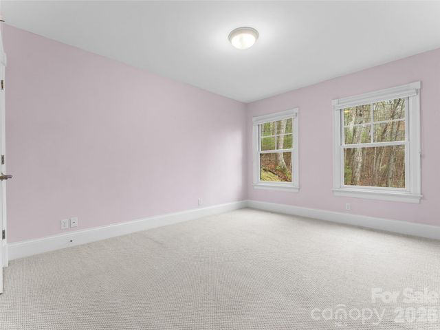 5 Stegall Lane, Asheville, NC 28805