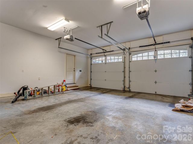 5 Stegall Lane, Asheville, NC 28805