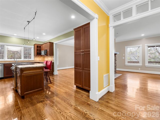 5 Stegall Lane, Asheville, NC 28805