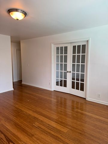 801 Inverness Ave Apt A11, Nashville, TN 37204