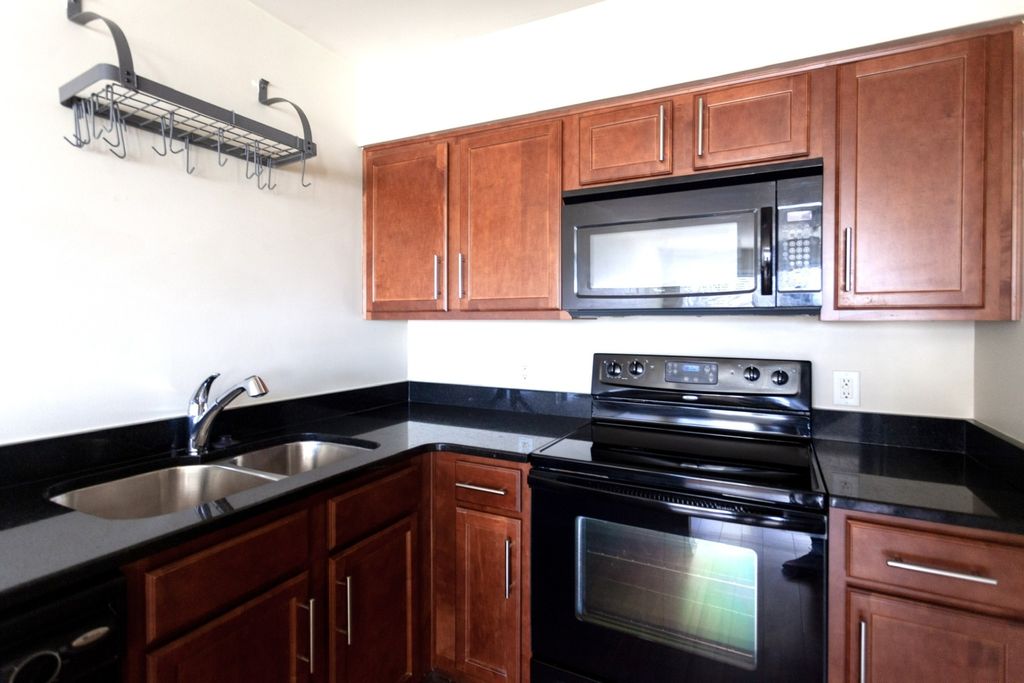 801 Inverness Ave Apt A11, Nashville, TN 37204