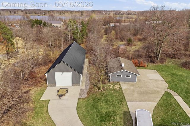 26300 Johns Road, Lyon Charter Township, MI 48178