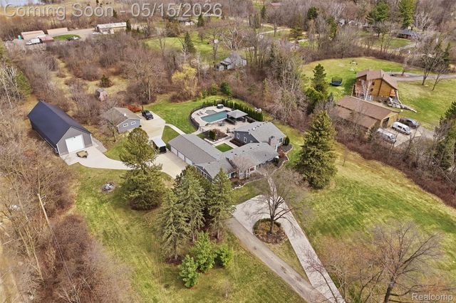26300 Johns Road, Lyon Charter Township, MI 48178