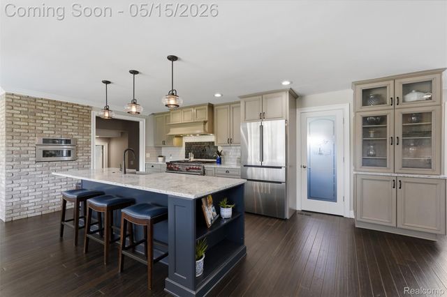 26300 Johns Road, Lyon Charter Township, MI 48178
