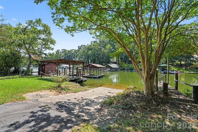 4653 Dick Wilson Road, Denver, NC 28037
