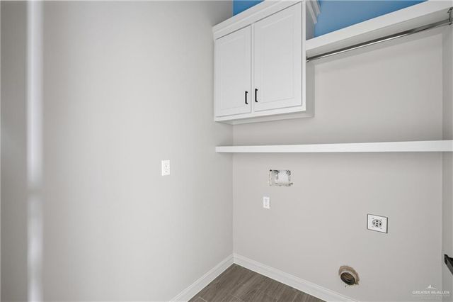 2320 Thornton Avenue, Mission, TX 78574