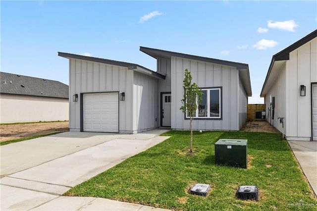 2320 Thornton Avenue, Mission, TX 78574