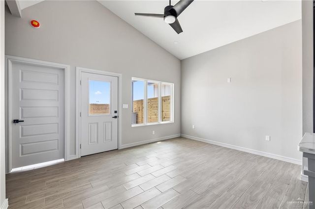 2320 Thornton Avenue, Mission, TX 78574