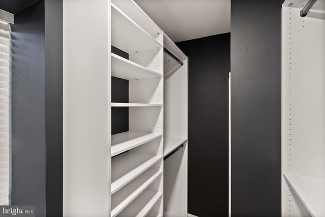 2592-G S ARLINGTON MILL DR #7, Arlington, VA 22206