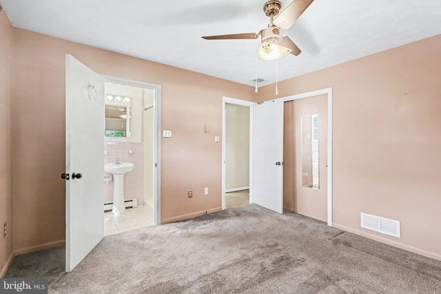 13 EWELL DR, East Berlin, PA 17316