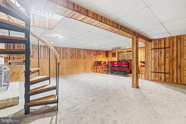 13 EWELL DR, East Berlin, PA 17316