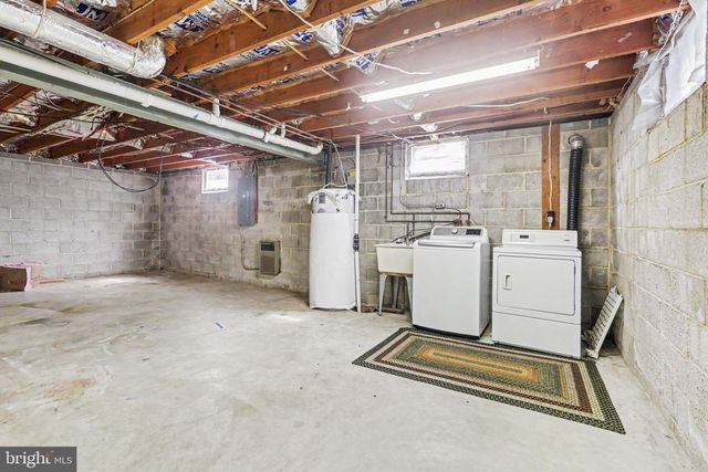13 EWELL DR, East Berlin, PA 17316