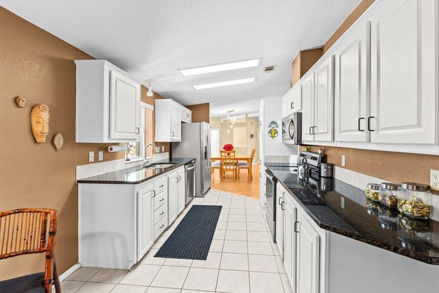 8162 13th Hole Drive, Port St. Lucie, FL 34952