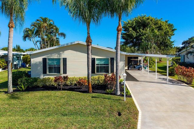 8162 13th Hole Drive, Port St. Lucie, FL 34952