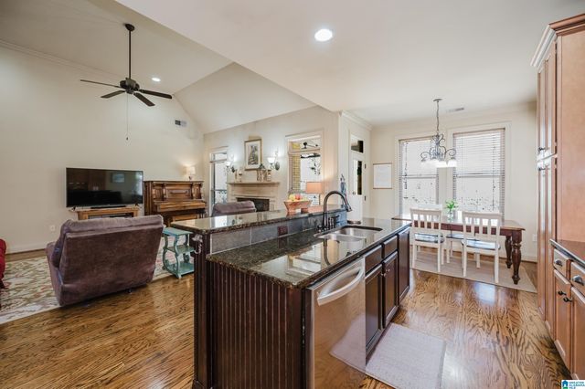 303 STRATHAVEN ROAD, Pelham, AL 35124