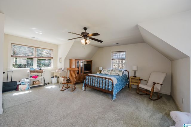 303 STRATHAVEN ROAD, Pelham, AL 35124