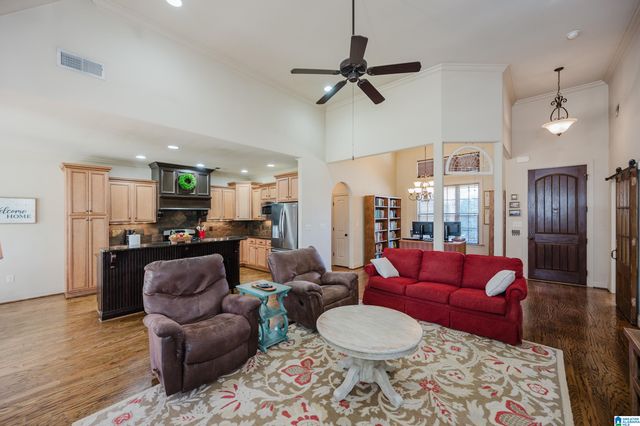 303 STRATHAVEN ROAD, Pelham, AL 35124