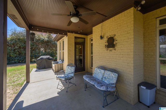 303 STRATHAVEN ROAD, Pelham, AL 35124