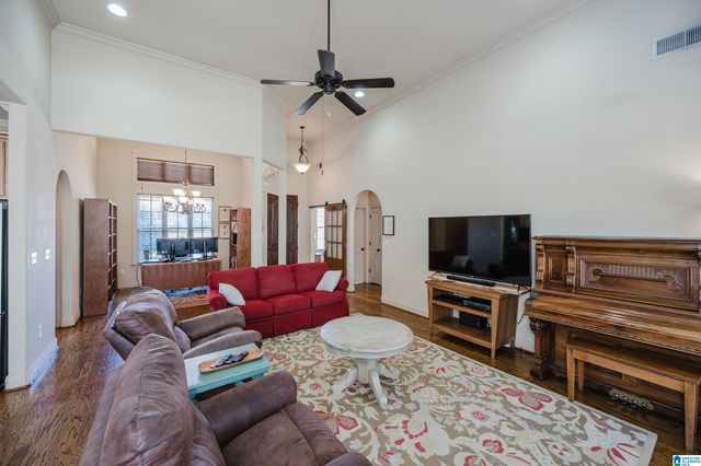 303 STRATHAVEN ROAD, Pelham, AL 35124