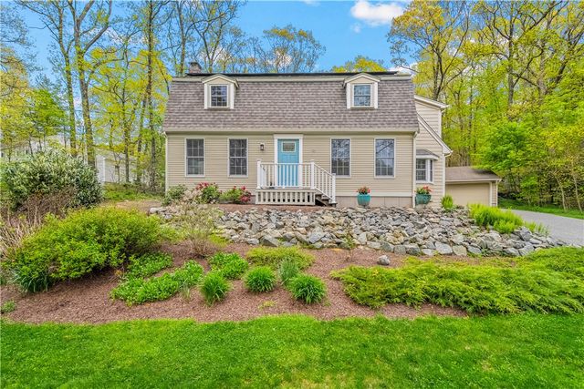 17 Will Croft Street, Cumberland, RI 02864