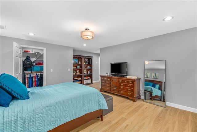 17 Will Croft Street, Cumberland, RI 02864