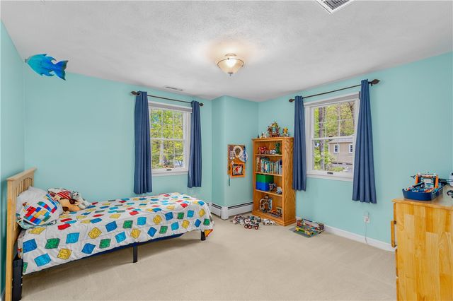 17 Will Croft Street, Cumberland, RI 02864