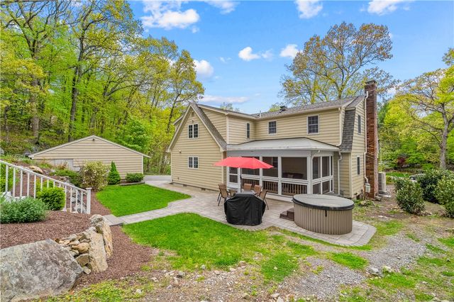 17 Will Croft Street, Cumberland, RI 02864