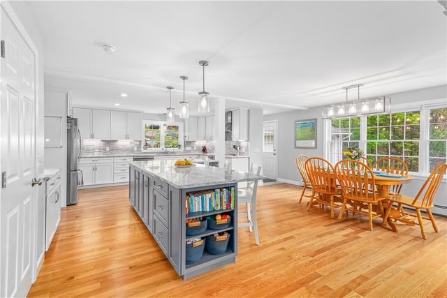 17 Will Croft Street, Cumberland, RI 02864