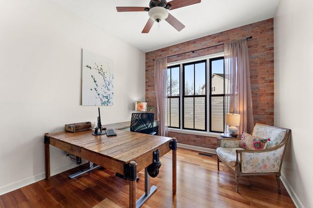 8116 Clifford Circle, Inver Grove Heights, MN 55076