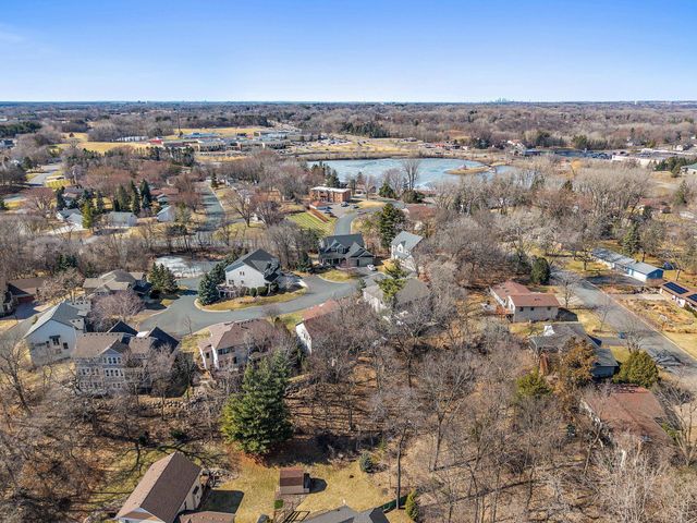 8116 Clifford Circle, Inver Grove Heights, MN 55076