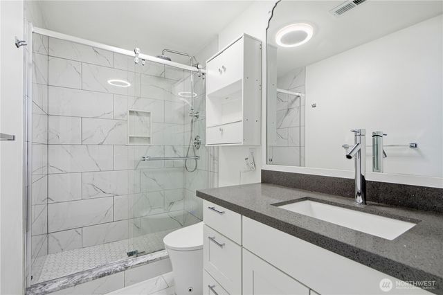 6316 151st Avenue NE, Redmond, WA 98052