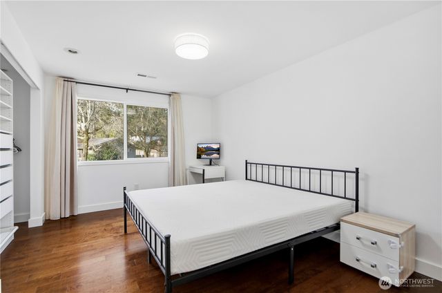 6316 151st Avenue NE, Redmond, WA 98052