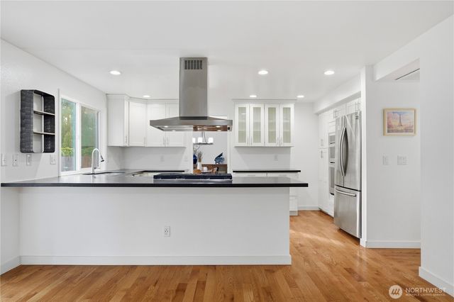 6316 151st Avenue NE, Redmond, WA 98052