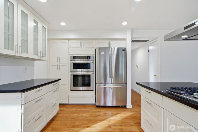 6316 151st Avenue NE, Redmond, WA 98052