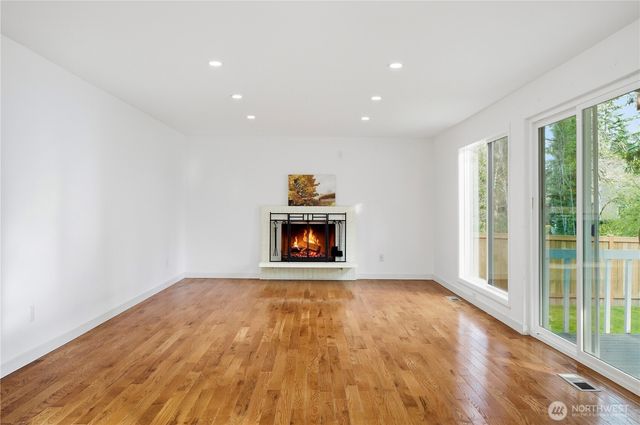 6316 151st Avenue NE, Redmond, WA 98052