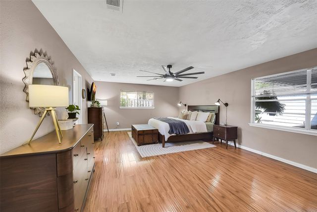 15607 Artoys Drive, Tomball, TX 77377