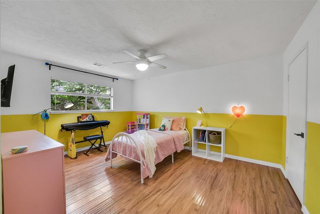 15607 Artoys Drive, Tomball, TX 77377