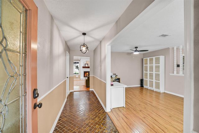 15607 Artoys Drive, Tomball, TX 77377